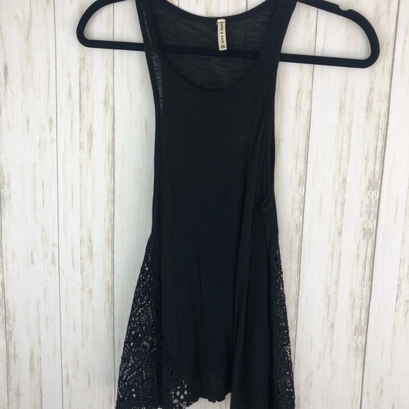 LF Emma and Sam black crochet cut out tank - Picture 1 of 5